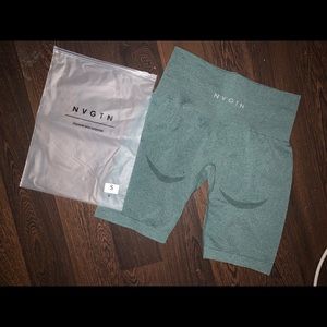 nvgtn forest green shorts